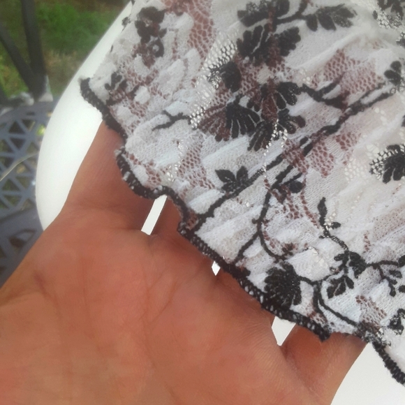 Size Xs le chateau lace floral faux corset - Picture 11 of 15